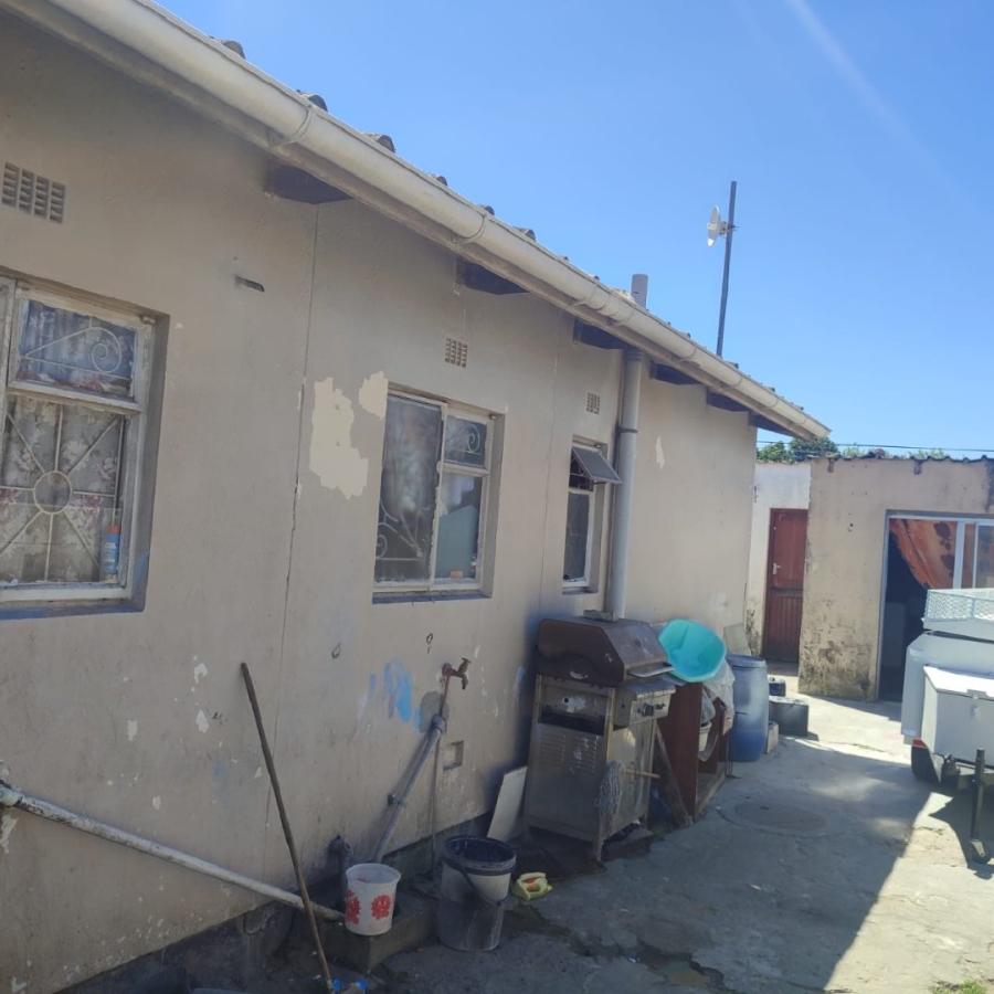 3 Bedroom Property for Sale in Uitsig Western Cape